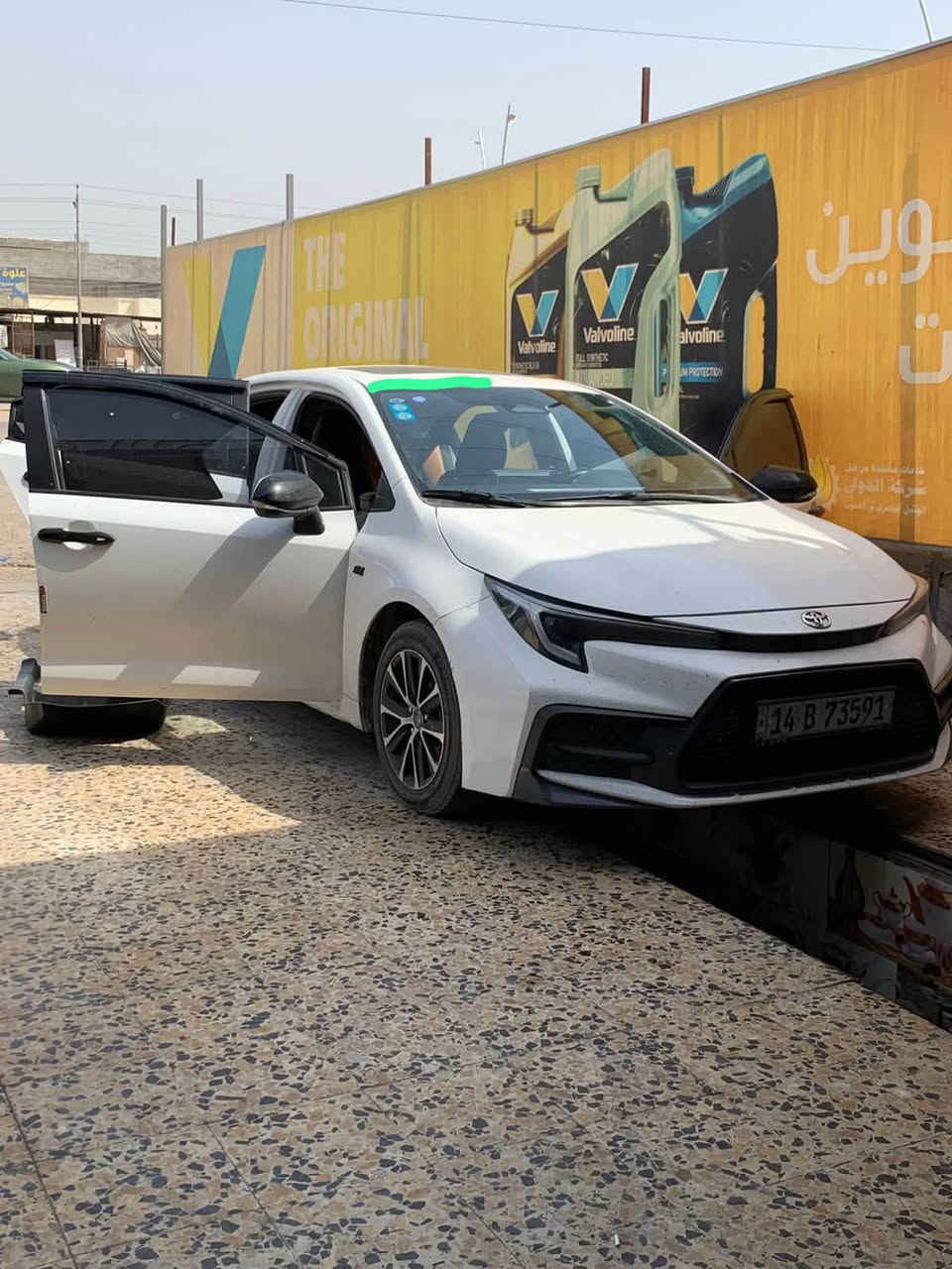 كورلا موديل2024 هايبرد اقساط
وارد صين شكل الامريكي فول مواصفات 
بيهة طخة بالباب  بدون صبغ باقية مامصلحة الخلفي موضح بصورة
سيارة ماشية 74 الف 
السعر 139
باقي التفاصيل على هذا  الرقم 
***********
