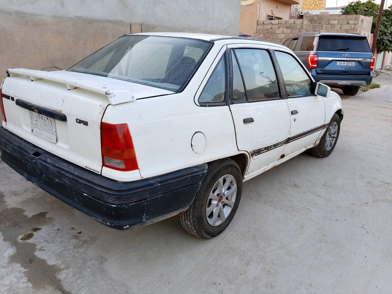 للبيع
كاديت 16

مكينة وكير شرط طخم تاير جديد ويل كب 14 وسنوية لي 29 وكابون الكتروني
وبيها شاشة وكامرة ومابيها نقص
وشرط التحويل
السعر 20
للاستفسار الاتصال او واتساب
***********
***********
