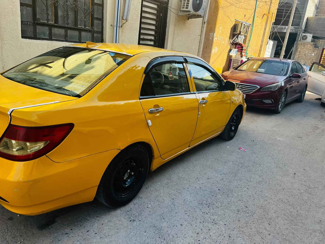 موديل ١٣ كير ومكينه  وتبريد خير من الله  سياره جاهزه من كلشي تخم تاير جديد حداديه سعر ٤٧ وبيه مجال 
كهربائيات جاهزه  
***********
