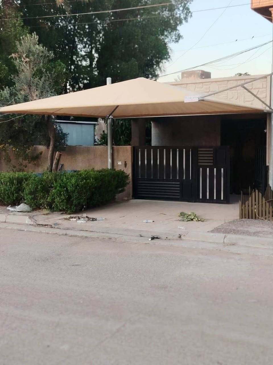 شركه النجوم للمضلات
نوفر لكم المظلات الهرمية الحديثة بأفضل الخامات وأحدث التصاميم، مع تنفيذ احترافي يناسب جميع المساحات.
 مواصفات الهيكل
 ✅ بوري 5 إنج بسماكة 3 ملم
✅ بوري 2 إنج بسماكة 2 ملم
✅ هيكل قوي ومتين عالي التحمل
✅ مقاوم للعوامل الجوية والصدأ
 ✅ يتوفر جميع الألوان 🎨 
✅ خامات عالية الجودة
 ✅ جادر أسترالي عالي الجودة 
✅ ضمان على الجادر الأسترالي
 ✅ تنفيذ بمختلف المقاسات حسب الطلب 
✅ تصاميم حديثة تناسب جميع الاستخدامات

📌 مناسبة لـ: 
• المنازل • الحدائق • المدارس • المقاهي • المطاعم • مواقف السيارات

⚠️ ملاحظة: المساحات أقل من 20 متر تُحسب قطعي وليس بالمتر المربع.

 نعمل في جميع محافظات العراق 🇮🇶

 للاستفسار والحجز: 
📞 اتصال | وااتساب
***********
***********
 
 الجودة التي تثق بها... والتصميم الذي يميز مكانك.
