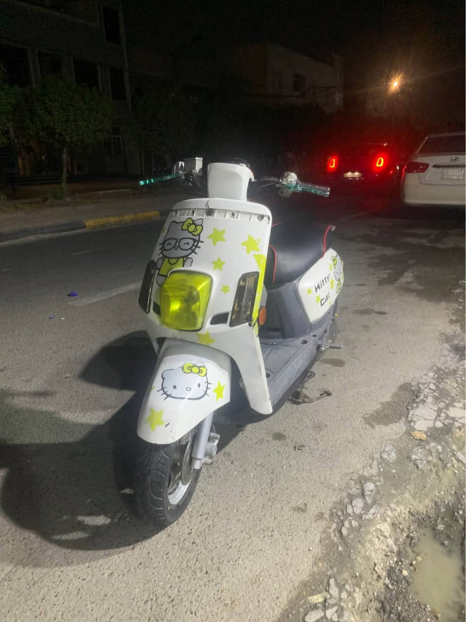 السلام عليكم حبايب بوليس مسطره حديث نوزل مكينه كفاله عامه الدراجه خرسه نكره بكل وقت نقوصاتها بسيطه كلش الدراجه معروضه بـ450 مجالها بسيط حك جيتك مكاني بغداد الحريه الشراي يتصل *********** موجود واتساب مو شراي لتعبني فدوه لعينك اقرا المنشور واتصل بغداد, العراق
