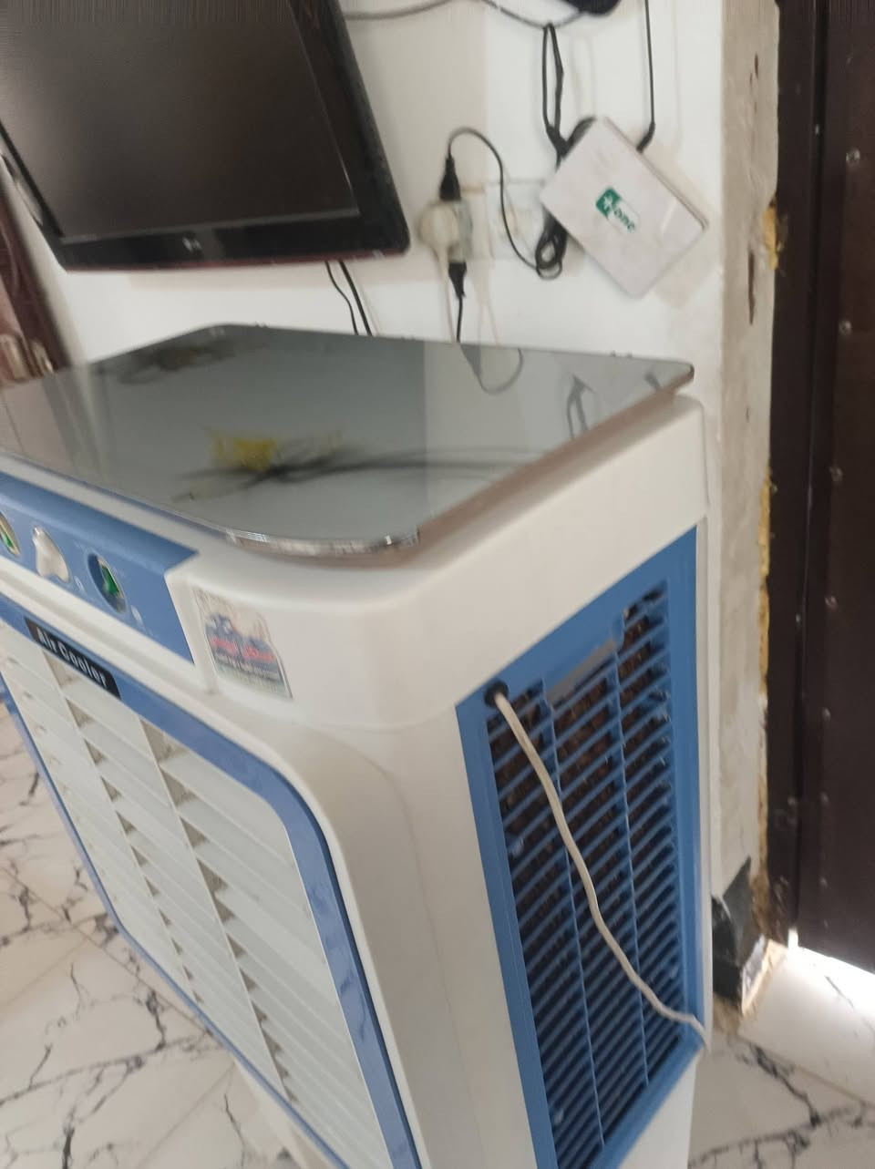 للبيع كنفيرة نضيفة 3سرع مآل بيت سعر 100الف***********
