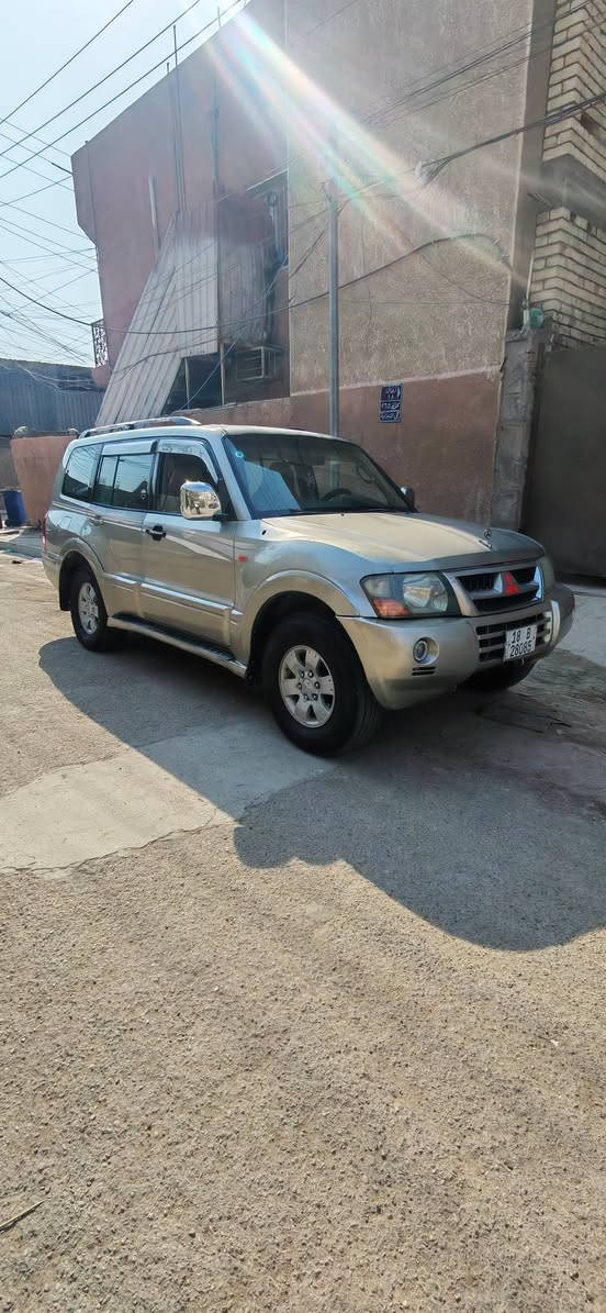 للبيع باجيرو  2003 مكينه وكير بطه  3000  رياضي لاصرف ولاتبخير رقم بابل باسمي تبريد عاطل بدون ضربه ولاصبغ ولاتبديل  كشنات جلد تخم تاير جديد صدر 80/100  كهربائيات كله شغال سعره 67 وبيها مجال مكاني لزعفرانيه ***********
