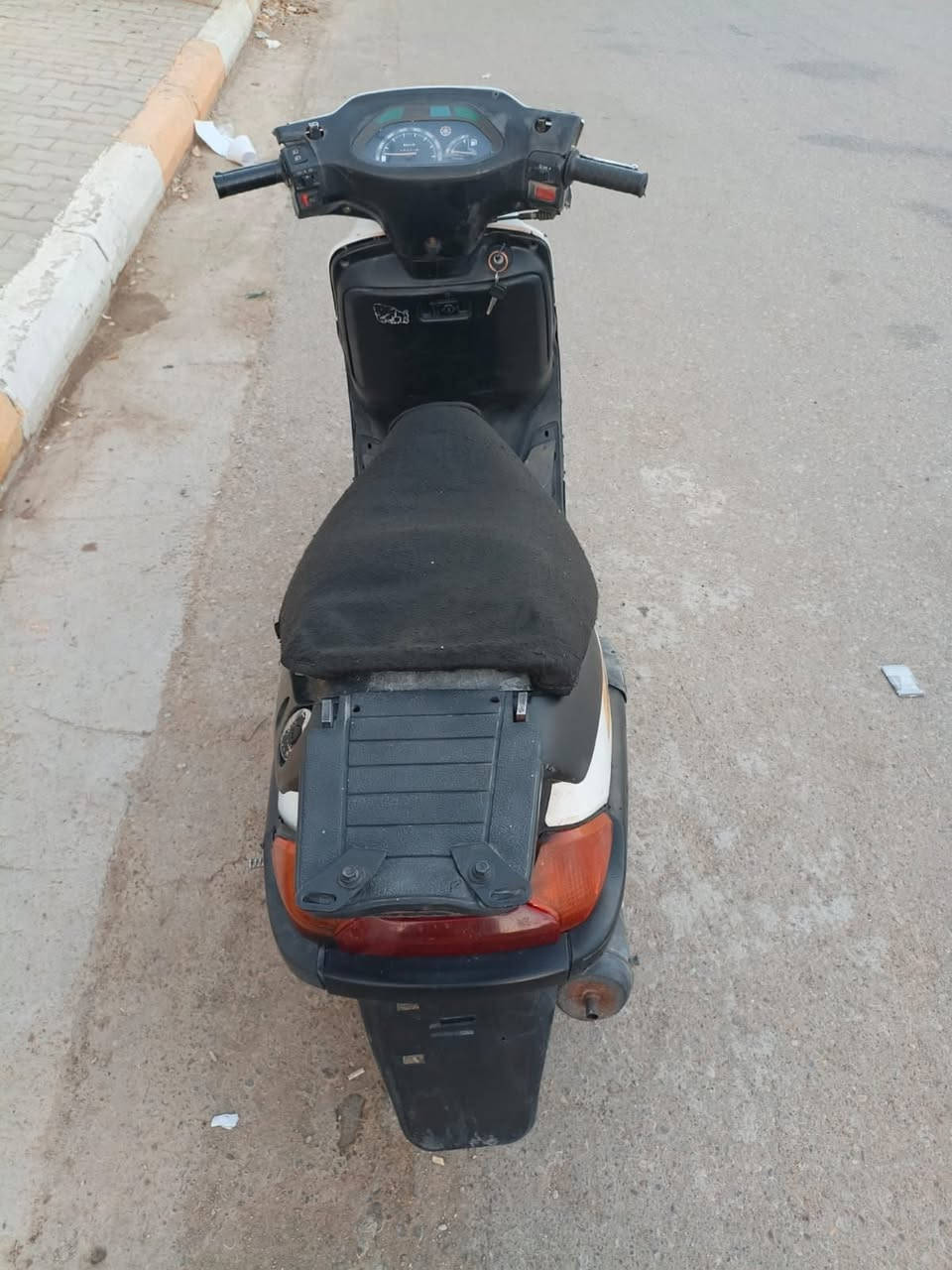 لسلام عليكم دراجه فراشه فضائي نضيفه السعر 225 
بعقوبه التحرير ***********
