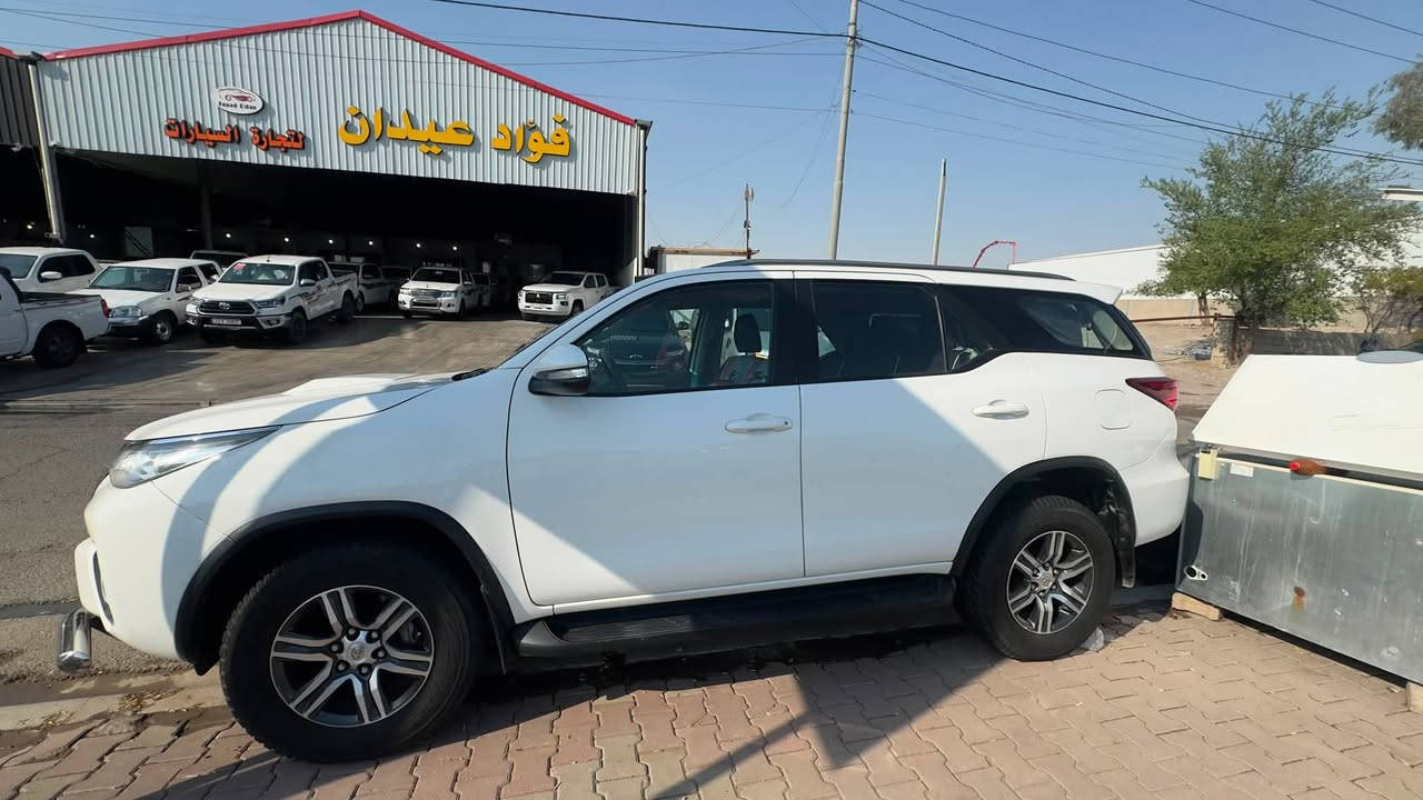 سلام عليكم اخوان للبيع تويوتا فورجنر
موديل :٢٠١٧
مكينه گاز و كير عادي 
سياره جديده بدون مصاريف جاهزه كامل
السعر ٢٢٠ $ و بي مجال
***********
