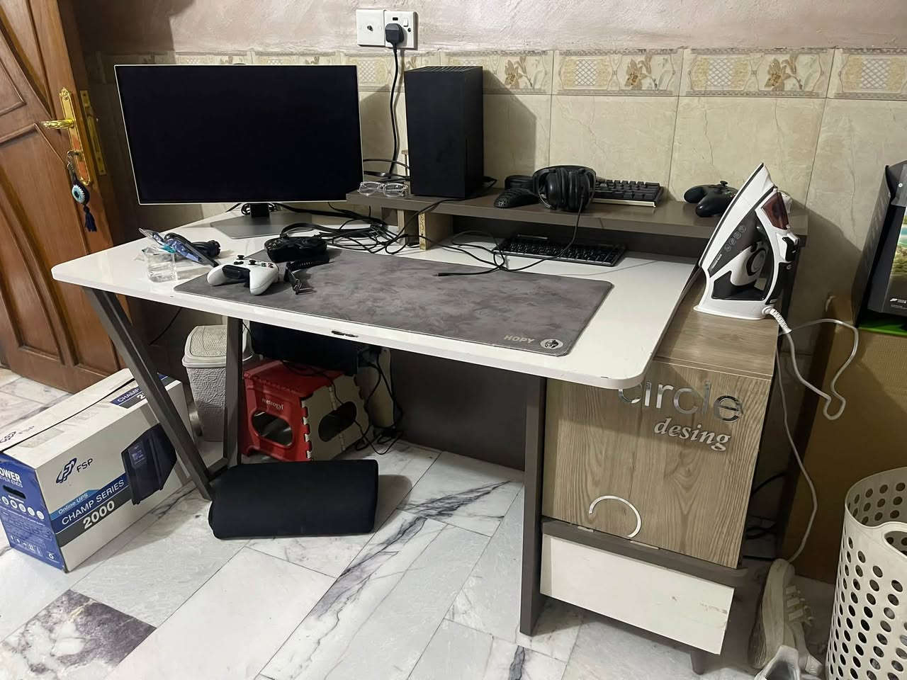 غرفه تركيه
للبيع سريرين ممفتوحه نضيفه
سعرها ٤٠٠

ميز للبيع موجود بلصور
سعره ١٠٠
التواصل علرقم
***********
