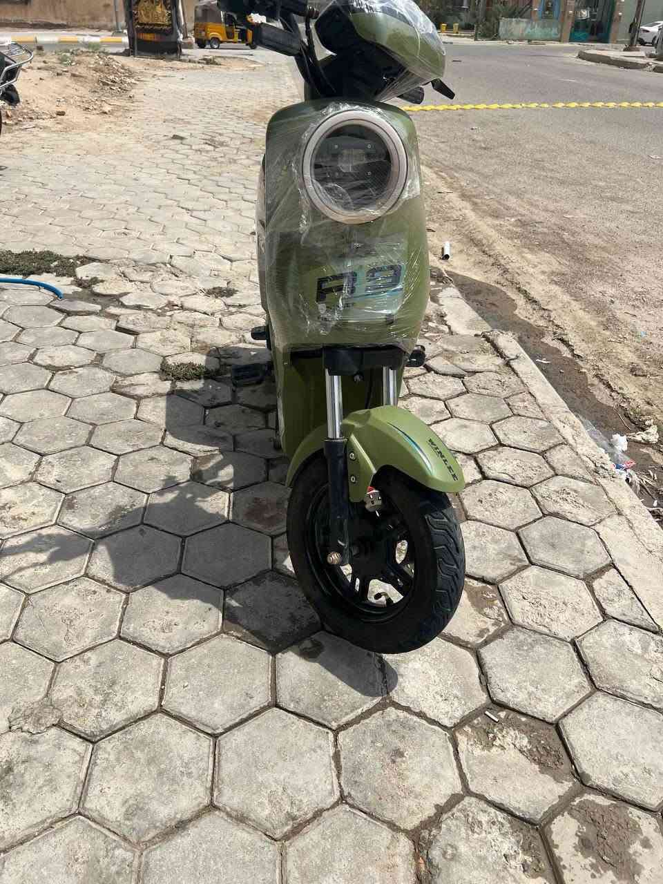 ار9للبيع اعله فه بلبطاريه نوعيه زينه وصار شهر من اخذتها   سعر 490 وبيه مجال لستفسار رقم ***********
