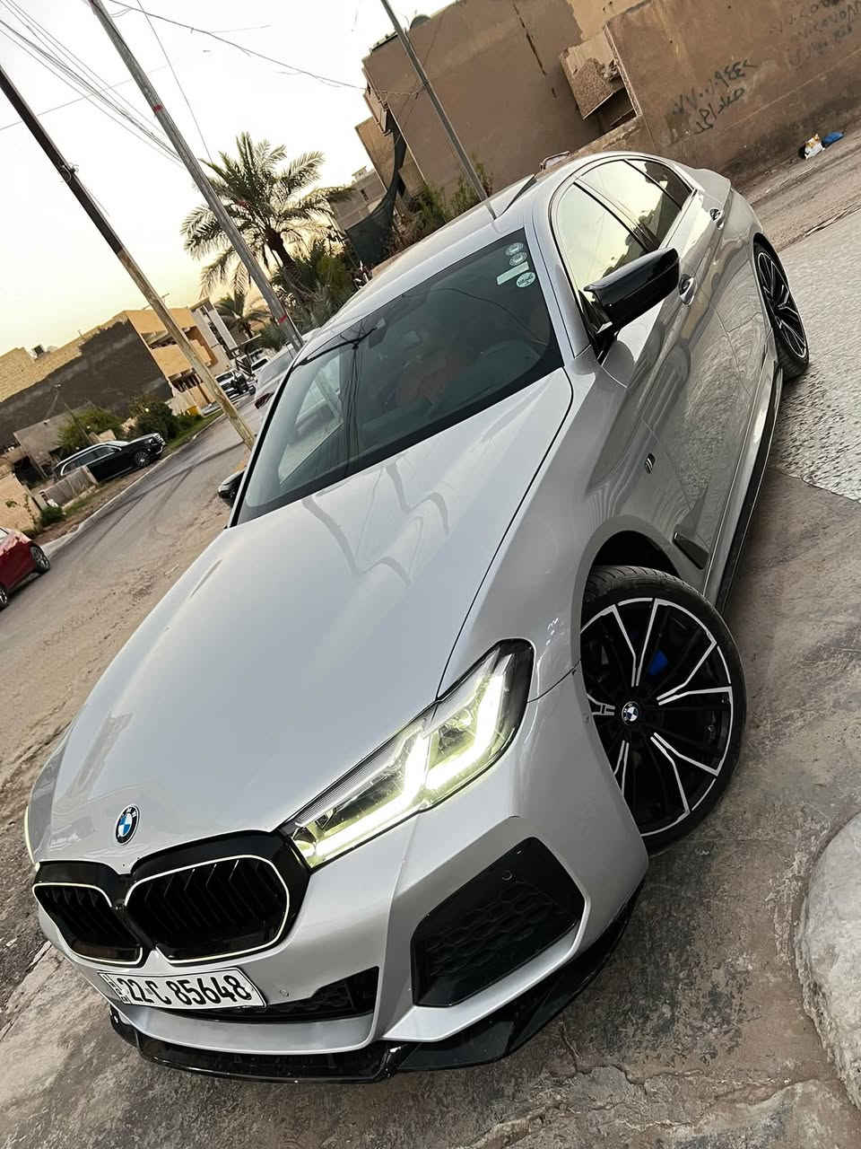 بي إم دبليو 530i موديل 2021 فئه لكجري محدثه m بكج تحديث اصلي و ويل m اصلي 
ماشية 68ألف ميل وبيها قطعتين صبغ جاملغ وبنيد بدون ايرباك 
بدون دواخل والداخل قيسي 
محرك 4 سلندر ما مفتوح والمحرك والكهربائيات بشرط
داتاشو وسكان كهربائي وسكان حار
كوشنات حار وأوتو ستارت وأوتو ستوب
شاشة كبيرة سماعات هارمان والداخل الوان متغير وصندوق كهربائي
فتحة سقف لايتات LED وحساسات كاملة
رادار أمامي وجانبي ورادار 360 وتحديد سرعة
نظافة 100% بدون نقص مكان السياره بغداد زيونه السعر 28700 
***********
