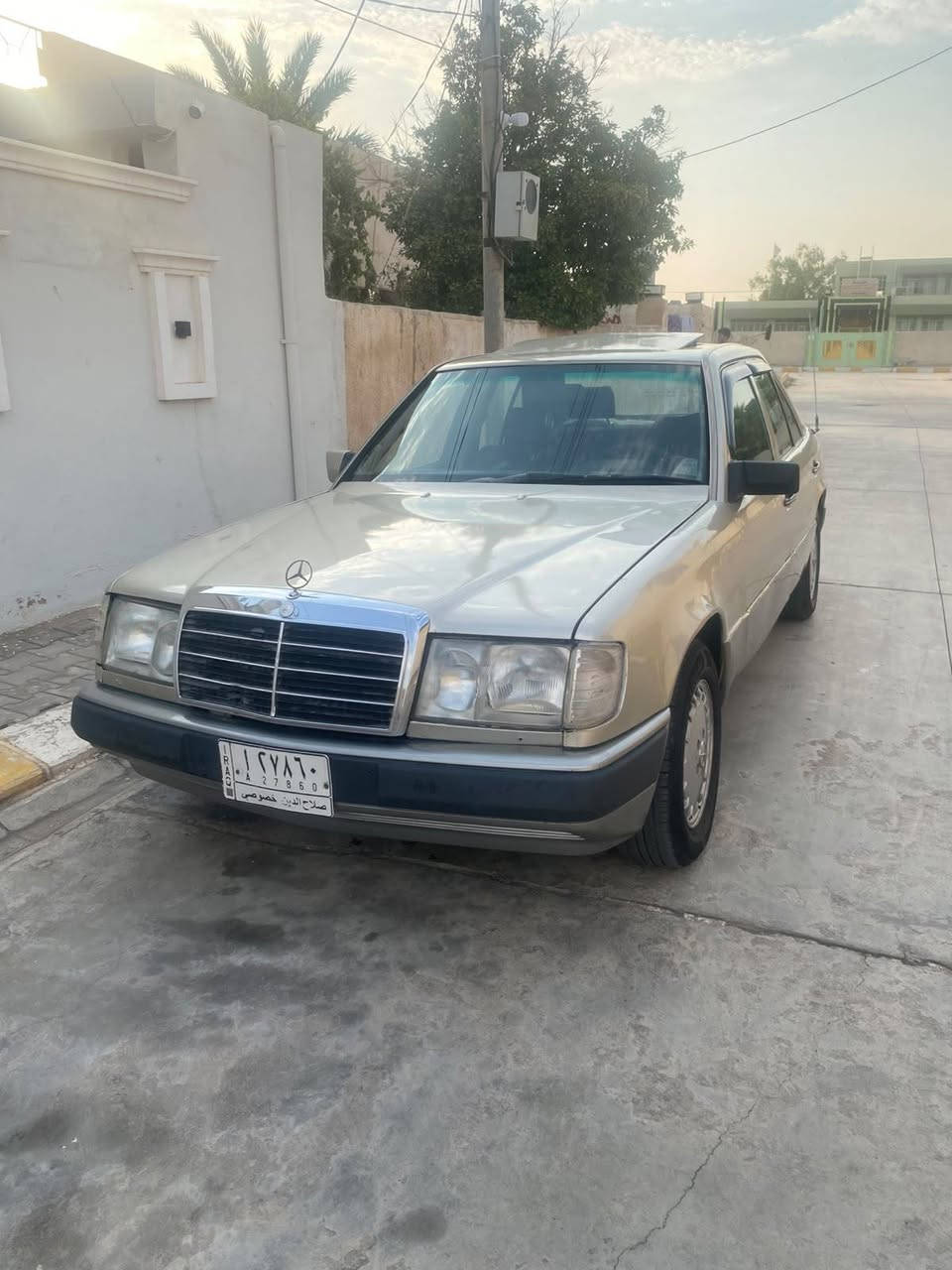 السلام عليكم 
للبيع فقط السعر 36 
مارسدس دب مديل 90 اصل رقم صلاح الدين مشروع وطني تحويل مباشر كير ومحرك بطة 2500 مكفولات تبريد شغال فتحه سقف شغال طكتين قواعد دبلات واحد مصلح كهربائيات شغالة كلها تخم تاير وحدادية جديد بيها طخه بحامرلغ لورة ومصبوغه عام تكم شواصي كفالة السيارة تعمير جديد مابيها اي نقص مكاني ديالى لسعدية ***********
