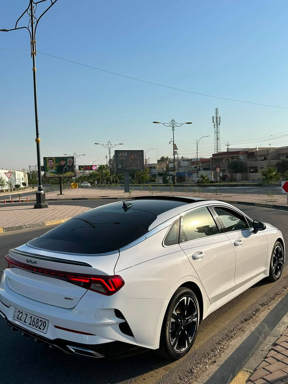 للبيع كي فايف (2024👌🏻) gt line
لون الأبيض 
محرك 16T🚀
ماشية 21mi بعدها شركة
داخل احمر 
بانورما
تحكمات ستيرن 
كشنات تدفئة
فول فول مناقصها برغي
((حادثها خفيف جداً))
منزل صور سونار بتفصيل🚨🚨🚨
إذا شراي اتصل على رقم 
*********** 📞📱
