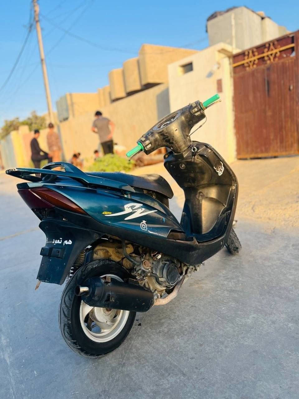 ماطور للبيع ماكس ثعلب معمر اول تعميره اله شغال ونضافه كدام العين كزوزFM ماطور  نضيف السعر425وبي مجال لل اتصال ***********
