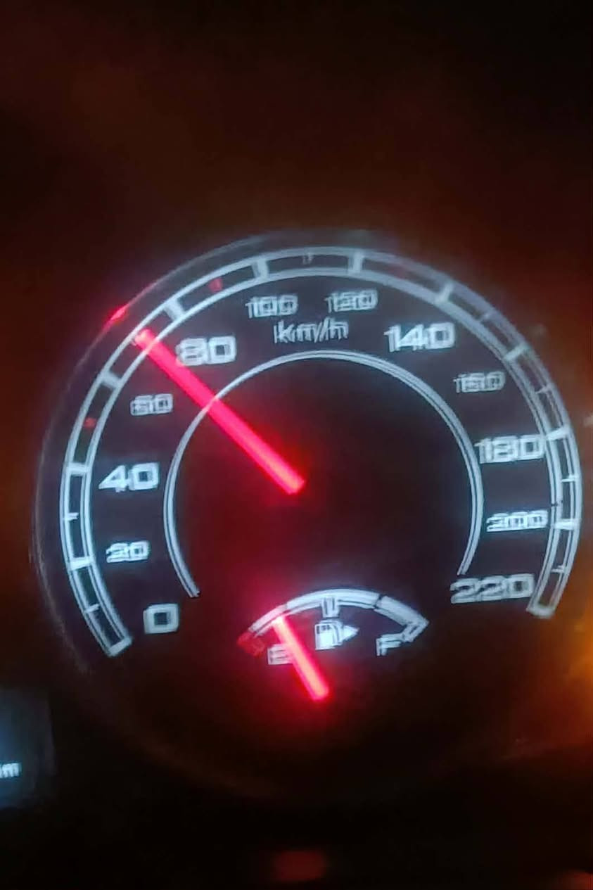 بيجو بارص ٢٠١٨ مكينه وكير خير من الله تبريد نقص فان كمبريسر ترايك ١٨٠ نظافه كدام العين طسه وتراي وبطانه جديد حلوه صدر نظافه ٧٥ والسياره باسمي تاخذ مصفره هياه وغرامه@ ضربتين موضحات بلتصوير فيديو شراي خابر وتدلل عارض ب٤٦ شراي خابر وتدلل مكان بغداد مدينه الصدر ***********
