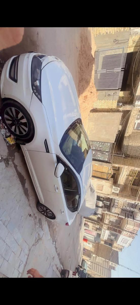 السلام عليكم كيا اوبتيما 2013خليجي مكينة دوش 2400
السيارة رقم بغداد الدولي باسمي 

ماشية205الف وقابل للزيادة

السيارة مكينة مجفتة درجة اولى على ايدي

السيارة جاهزة خير من الله

مواصفات السيارة مري شفط بصمة حساسات خلفية كامره كشنات جلد بس شوية تعبان الجلد

فول عدى الفتحة 

 بيها بابين صبغ ومباوك من الجاملغ الخلفي جهة السايق فقط

سعر السيارة 125$

المكان بغداد البنوك

رقم الهاتف:-***********
