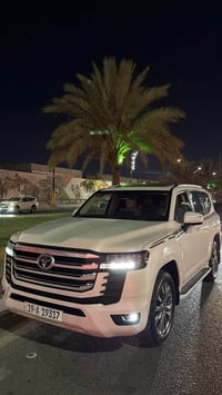 لاندكروز GXR • ٢٠٢٢ • ٢٥الف
