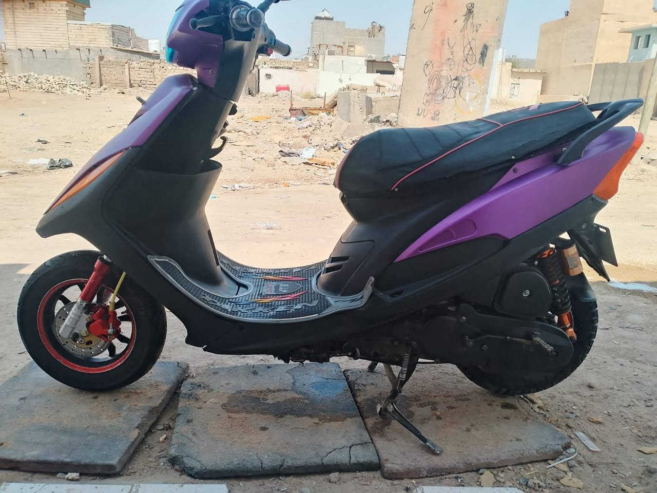 لسلام عليكم دراجه عداله للبيع مفتوحه مره وحده مكانها بصره 5ميل السعر 650وبيها مجال متواجد واتساب ***********
