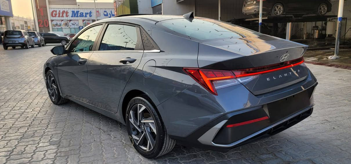 من الامارات تم الشحن الى العراق النترا 25 فول فتحة لون سمنتي 
بدون دواخل ضرر سطحي 
 
السعر مصلح واصل البصرة ⬅️ 113$ قفل

شركه الجوهره لا ستيراد وصيانه السيارات الوارد امريكي

ولدينا فروع في اغلب المحافظات

*********** واتساب او اتصال

رابط الفيسبوك
https://www.facebook.com/share/1DFveks498/

نص مكتوب في الصور:
- 89693675X