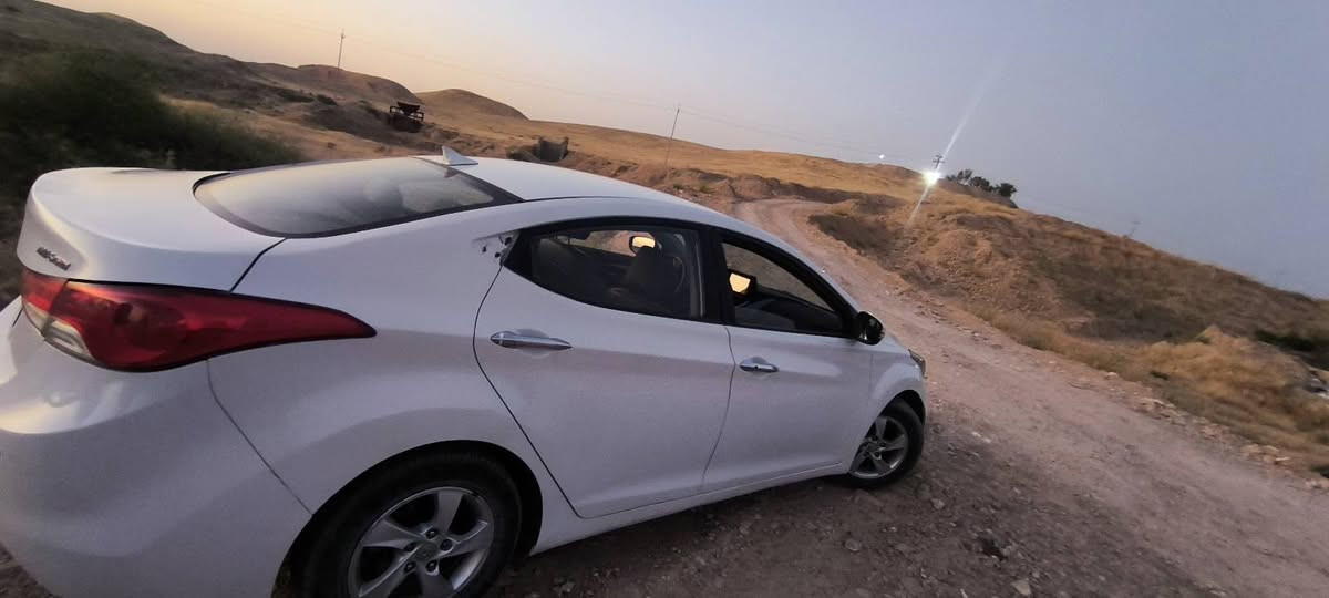 تازه داخڵ کامل مەسروف کراوە ڕۆنی گۆڕاوە مه کینە گێڕ کارەبای به شەرت دەعمو لێدراو سەقف بۆیاخ به شەرت
 دەبڵ دیجی تاڵ ئیکۆ  ٤کوشن جلدوو هیته ر جام ئۆتۆ ناودەری لۆکه له سەر ده قی شەریکه ماوەته وە ١٤٠km ڕۆیشتووه هه مووگیانی ئیش ده کات 
نرخی ٤٩ مه جالێ زۆر که می برایانه
ناونیشان هه ڵبجه ی تازه
***********
*********** السليمانية, العراق
