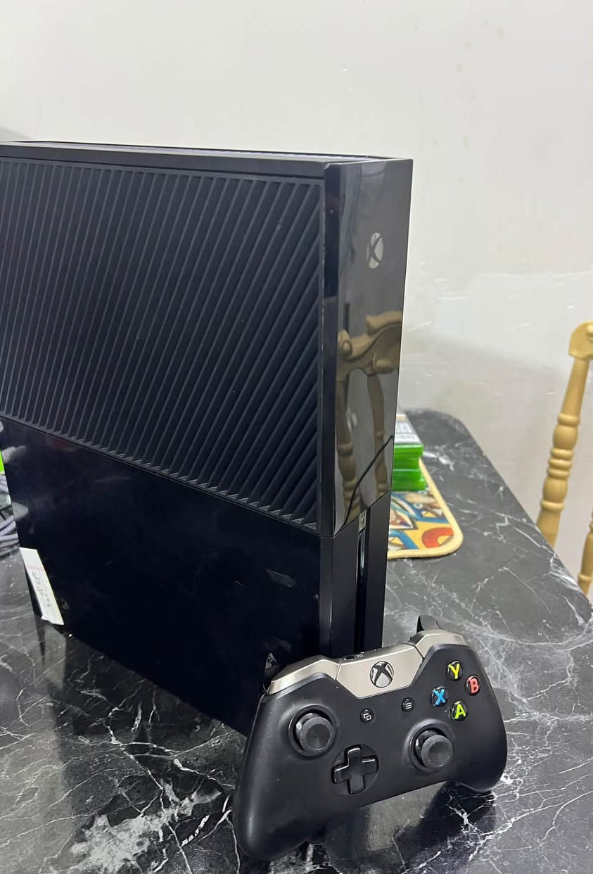 (Xbox One Fat)

 الذاكرة: 500 جيجابايت.

 
: لوك ستيكر

: كامل ملحقاته الأصلية(جوستك) واحدة.

 الألعاب المثبتة: يتضمن لعبة GTA V ولعبة Forza Horizon 5.

💰 السعر: 110 ألف!

🚚 التوصيل: متوفر لجميع المحافظات.

📱 للحجز والاستفسار (واتساب حصراً):
***********
