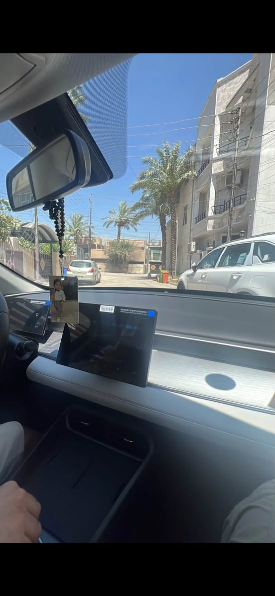 داخل ابيض المرغوب
رقم بغداد 

ماشيه 5 الاف

السعر 20.500 مليون
بيها بارد بجاملغ الامامي عله كد 3 اصابع ومصلح بارد بدون فتح بمكانه ومصلح

مكان السياره بغداد حي الجهاد قرب خدمي شارع المطار للتواصل 
***********
