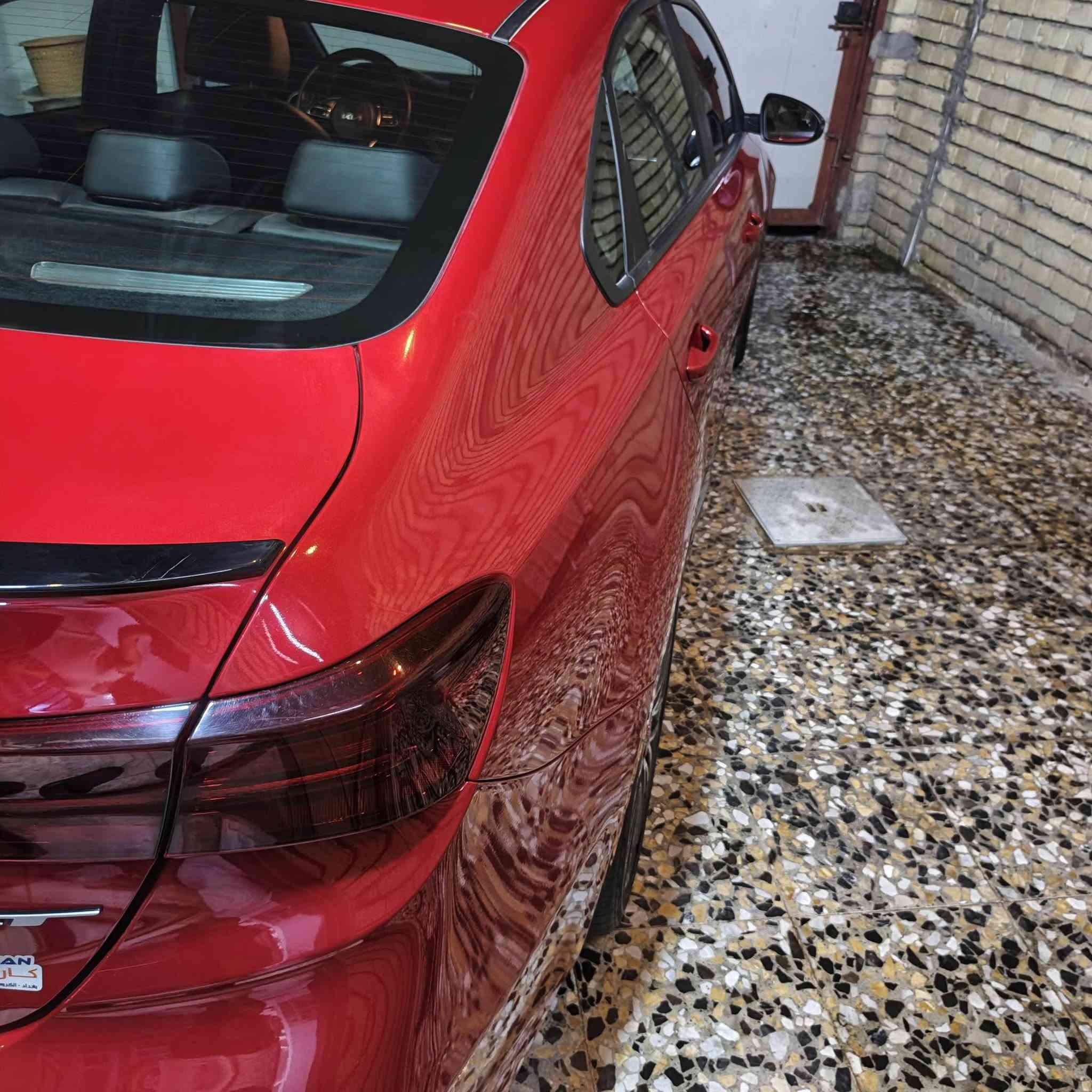 السلام عليكم
من رخصة الادمن 

كيا فورتي 24 GT وارد امريكي 

بدون ضرر فقط دعاميه اماميه بدون تبديل كما موضحه في الصوره

محرك 1600 تيربو

كير GDI دبل كلج الرياضي 7 سرعات

ماشية 18 الف

المواصفات 

بصمه عدد 2 + تشغيل عن بعد

رادارت جانبية

لد امامي خلفي

توقف امامي خلفي

سايد بريك دكمة

قيادة ذاتية

تحديد مسار

شاشا بل كار بلي

ثلاث وضعيات قيادة 
تبريد قطعتين

مرايه مانع ضوء

كشنات جلد عليها علامه GT

السعر 175 وبها مجال حك جيه

المكان الزعفرانية

رقم ***********
