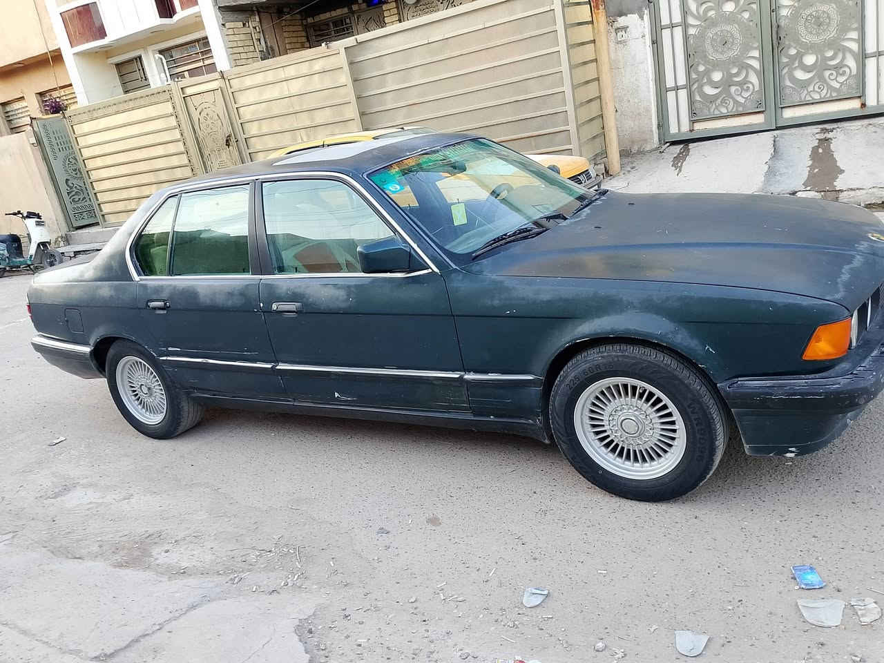 سلام عليكم بيءم موديل 91 رقم بغداد باسمي تحويل ثانيوم غرامات مصفره  سعر 40وبي مجال سياره يرادله ترتيبات بسيطه  محرك كير مكفولات رقم التواصل ***********
