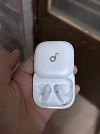 سماعات ليبرتي بودز semi in ear اربع مايكات بيها عزلها وصوتها كلش حلو ب...