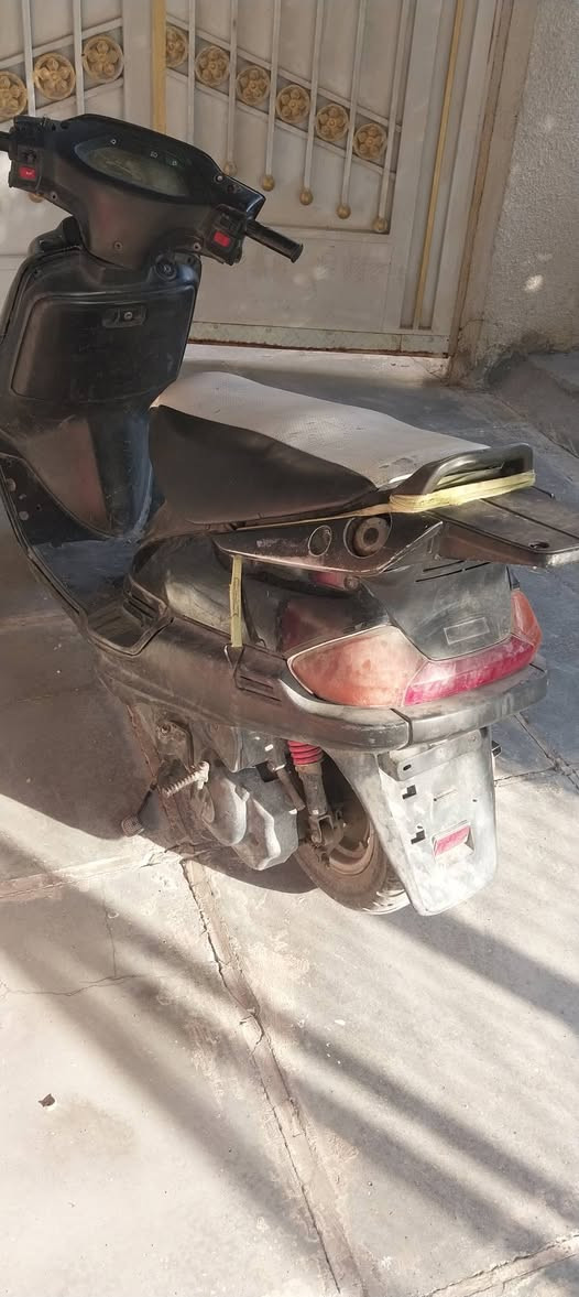 سلام عليكم دراجه فضائي فضائي ١٤٠
مجفته جديد سعرها ٢٥٠ مكان بغداد تاجي رقم الهاتف ***********
