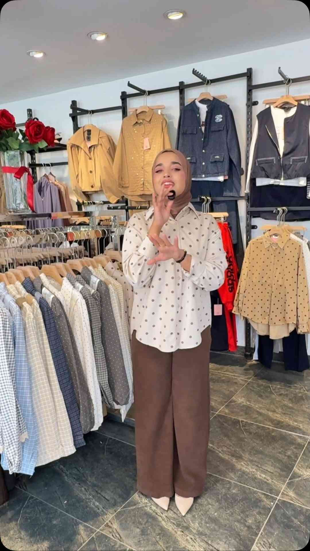 اوتفت كامل • قميص فري سايز • كيلوت ٣٦-٤٢
