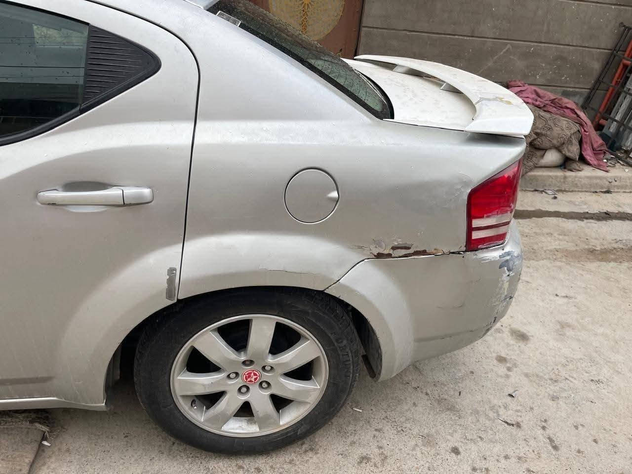 السلام عليكم سيارة جاهزه دوج افنجر موديل ٢٠٠٨ رقم بغداد انكليزي بسمي تحويل ثاني يوم كير مكينة خير من الله صدر امامي خلفي خير من الله كهربايات شغاله ماكو نقص تبريد محور كمريسر كهرباي كشر واضح بيع او مراوس السعر ٦٥ وبيها مجال بغداد السيديه تقاطع الدرويش ***********
