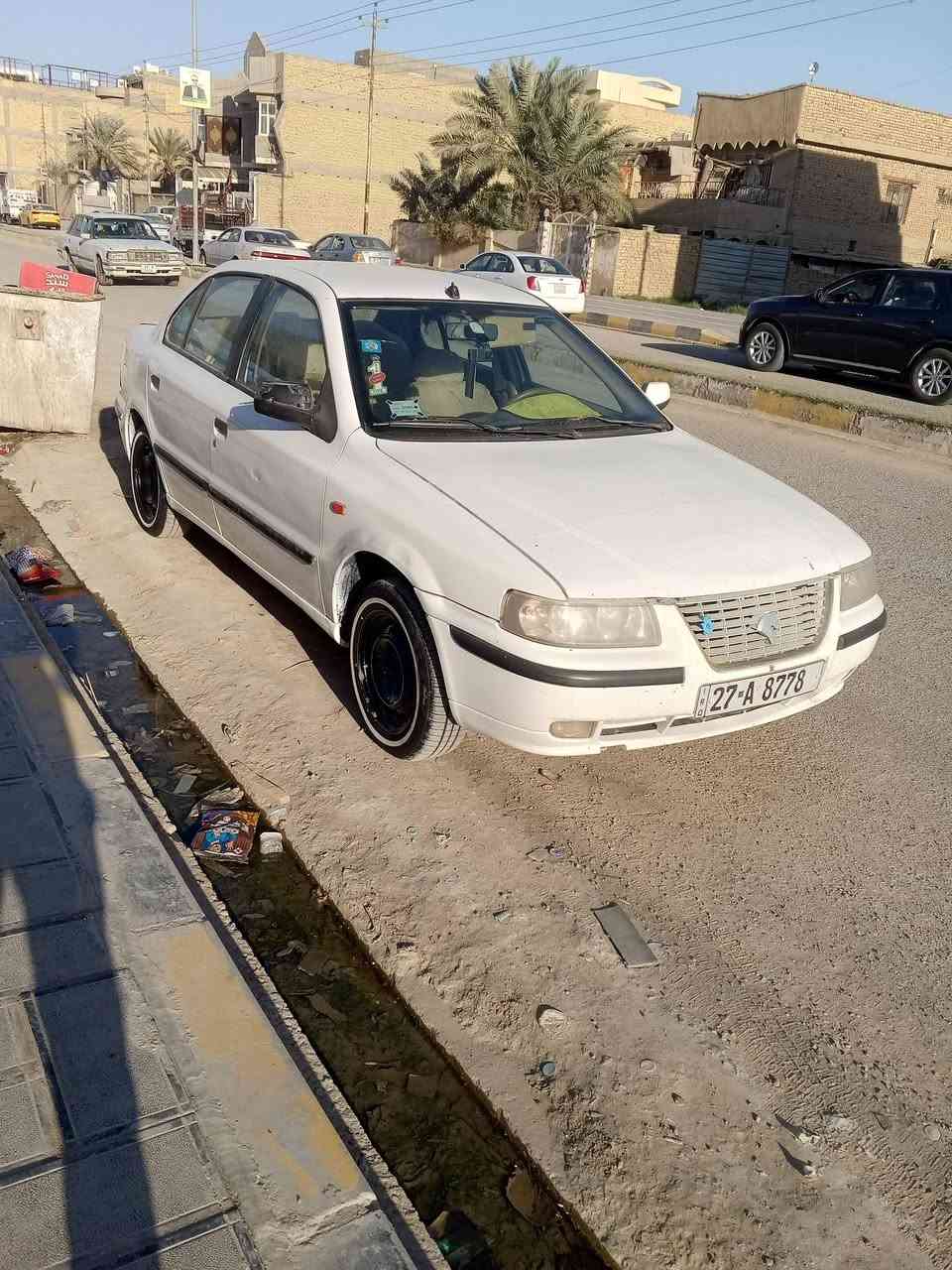 السلام عليكم من رخصة الادمن سمند 11كير جديد توني شاده صار يومين حداديه جديده لايت عالي ناصي زنون شمسي وابيض تخم تايم جديد تبريد  شغال الدناكير الوره توني شادهن بيها بس المكينه ضعيفه دخن سياره خير من الله ***********مامتواجد ع الفيس
