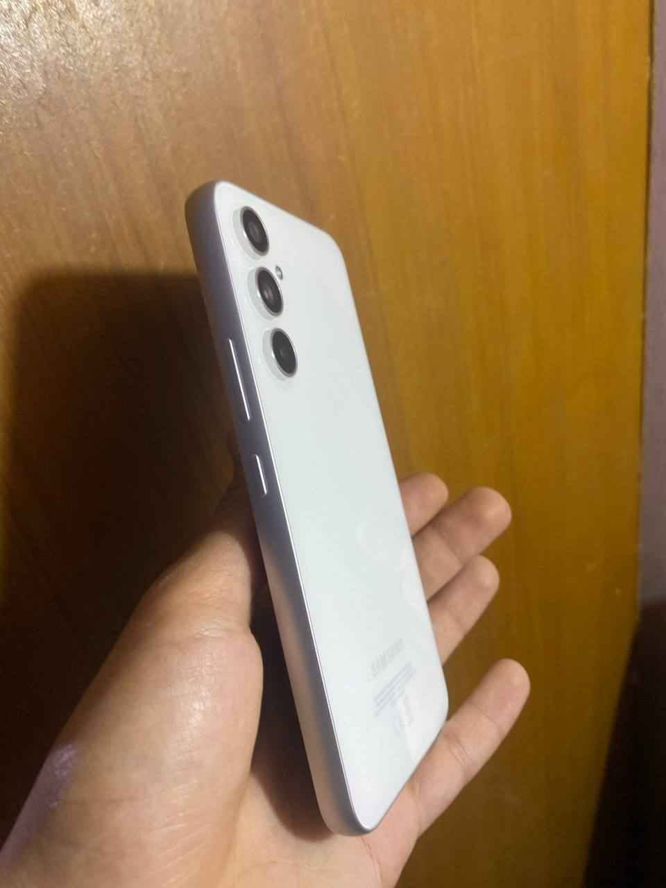 سامسونج A54 • ٢٥٦GB • بالضمان