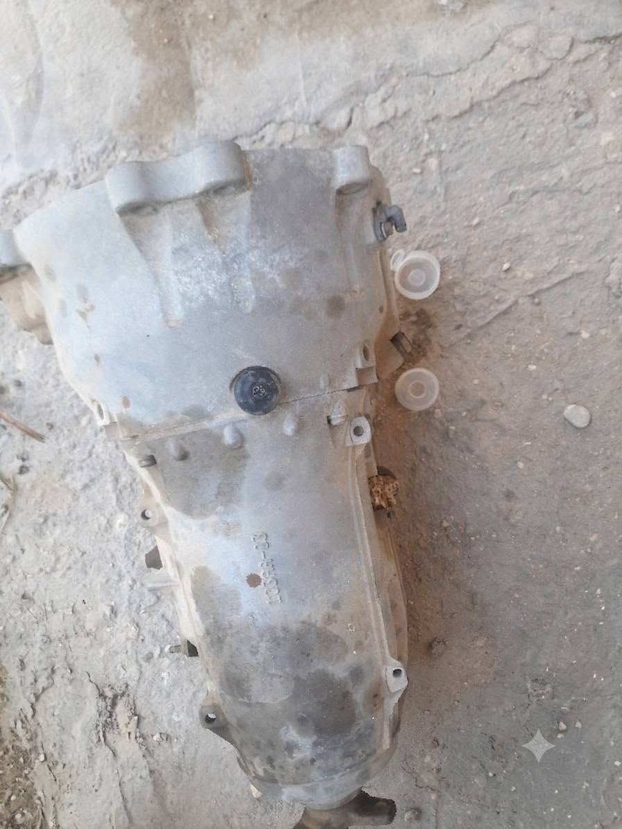 للبيع كير مارسيدس فيشه وحده سعره 250 الف سبب البيع طلع خلل بل ضفيره 

***********
