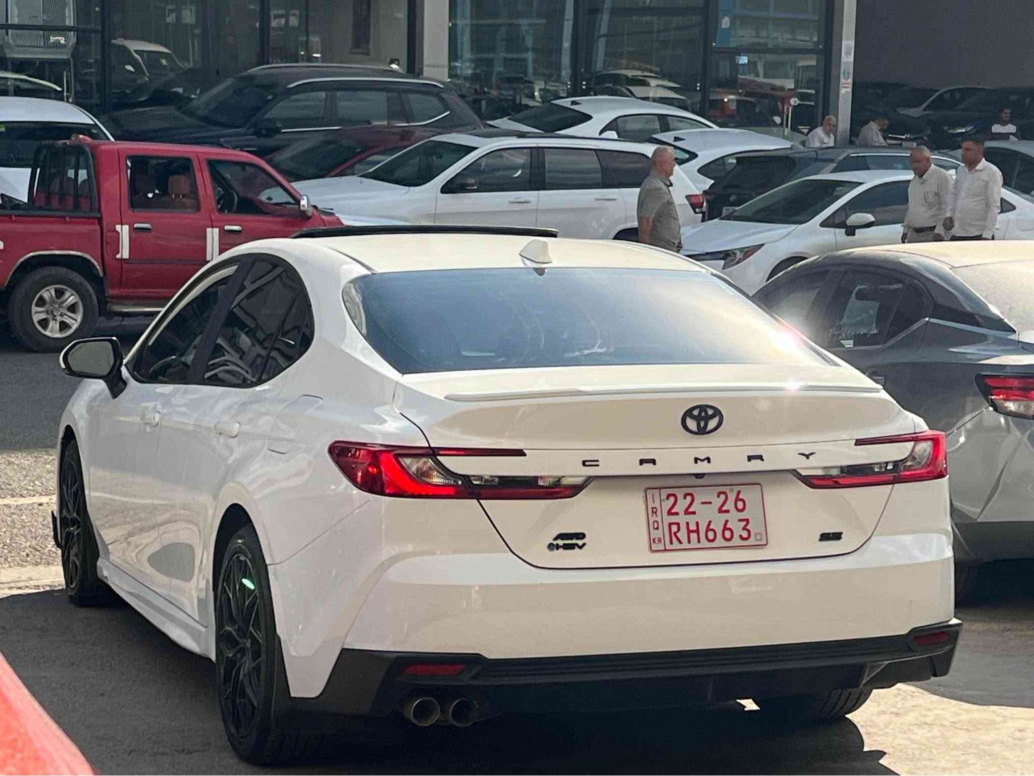 TOYOTA CAMRY 2025 SE PLAS 🤍
تيوتا كامري ٢٠٢٥ اس ي پلس 
سعر 🔥 235$ ورقه و بها مجال قليل 
مواصفات 
شاشه كبير 
شاشه الكتروني 
بصمه  
بابين بصمه 
رادار 
حساس 
لايت LED زينون 
ويل كب كروم 
شغال 
تحكم ستيرن 
تحديد سرعه 
و بعد مواصفات هوايه 
ضرر : خفيف جملغ و بابين صبغ بدون دواخل بدون ارباك  سياره بجم كبس سياره شرط ترقيم شمالي 
مكان سياره اربيل شارع ١٠٠ م 
رقم موبايل ☎️ *********** 
واتساب ⬅️ *********** اكر, نينوى

