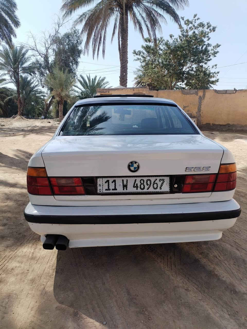 للبيع بي ام مديل 89 سياره مابيه ضربه صبغ جماليه فقط 525 مكلف بنشر تفاصيل على رقم راعيه ***********
