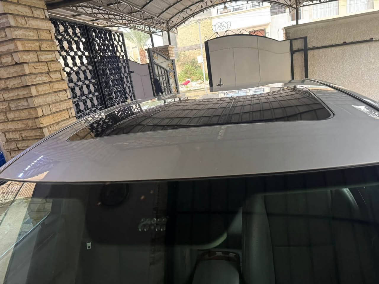 مارسيدس s 550 للبيع موديل ٢٠٠٦ : اصل amg 
لون سلفر مكينه 8 سلندر فول مواصفات باب طويل 
السياره جاهزه من كل النواحي
هي بيها كم قطعه كلير اني ابيع حزام
 السعر  17000$

نقطة عمياء
اربع ابواب شفط 
نظام تعليق هيدروليك 

اصل amg 

8 توين تيربو 🔥
خمس بردات 
گير سبع سرعات 
محدد سرعة 
خمس بردات 

***********
