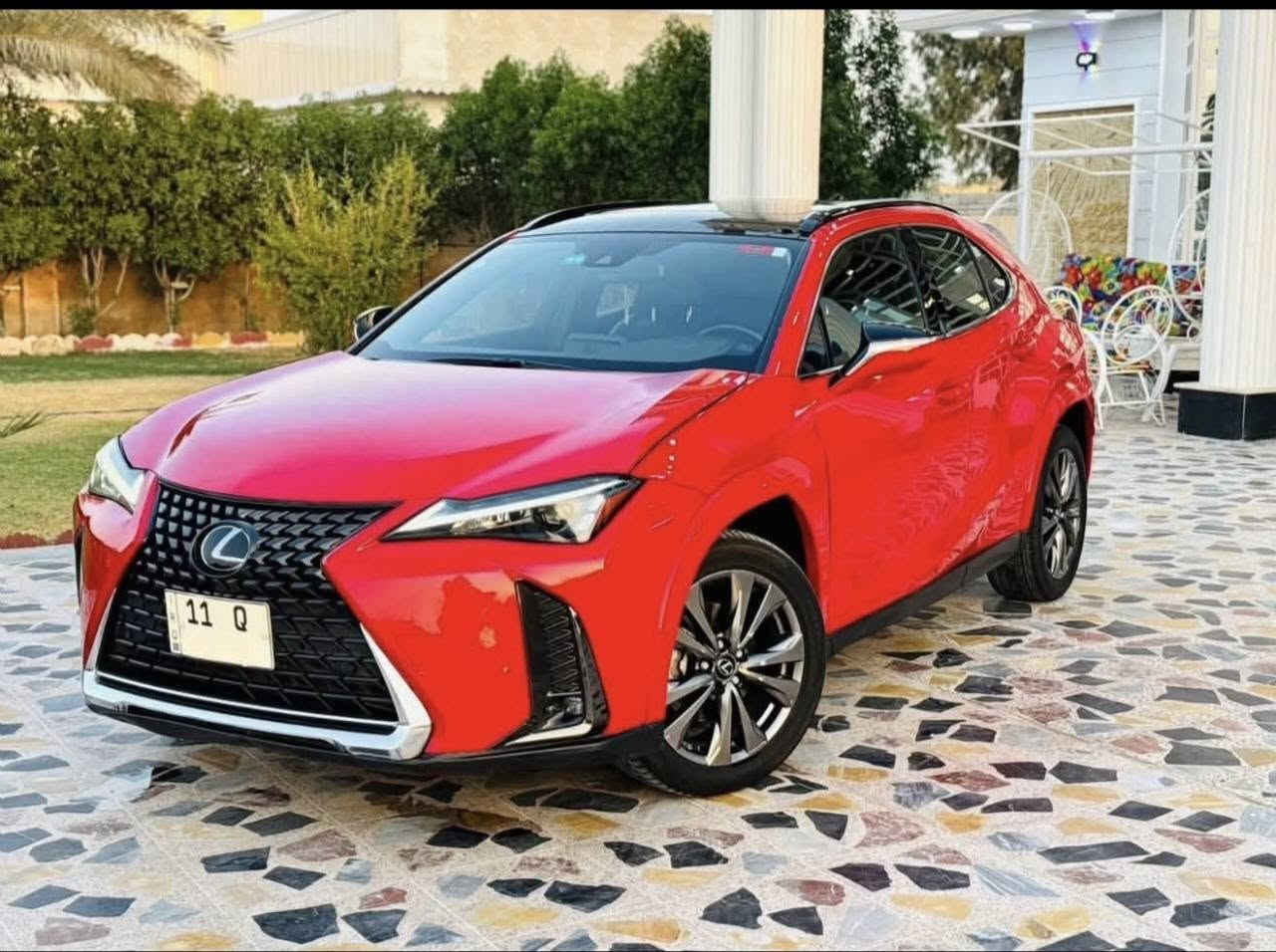 لكزز فئة ux سبورت هايبرد وارد امريكي ضرر بنيد وجاملغ فقط حادث خفيف جداً 
موديل 23 
السعر 180
ماشيه 39 K 
فول مواصفات متخلص مواصفات اهواي بييه 
سلايد قماره بانورما أصل
رادار امامي نقطه عمياء  كشن حار بارد 
كشافات رادار تحديد مسار 
سائق ٱلي 3مودات سياقه 
وبيهه مواصفات خاصه جدا اهواي والله 
 صور الحادث والسونار موجود بلنشر  سياره بأسمي تحويل مباشر
مكان السيارة بغداد الزعفرانيه 
غير متواجد علفيس اتصال فقط للشراي  مو مال سوالف
***********

نص مكتوب في الصور:
- 2023 LEXUS UX 250H BASE RED, JTHB6JBH1P2146288 1. Lot: 46957364 Full check this VIN! Remove VIN
- 1DJDBIIPZ140700 t: 46957364 check this VIN! Remove VII
