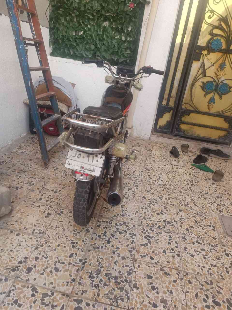دراجه للبيع مكينه مكفوله
رقم وسنويه 
مليون و100
المكان البصره الزبير 
***********
