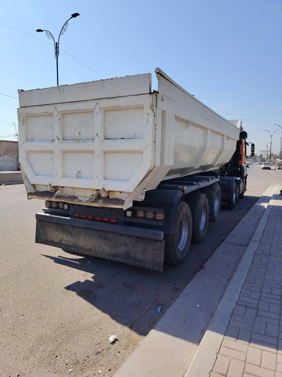 سلام عليكم اكسور للبيع موديل 2007 رقم أربيل مكفوله كفاله عامه مكاني بغداد رقمي ***********
***********
