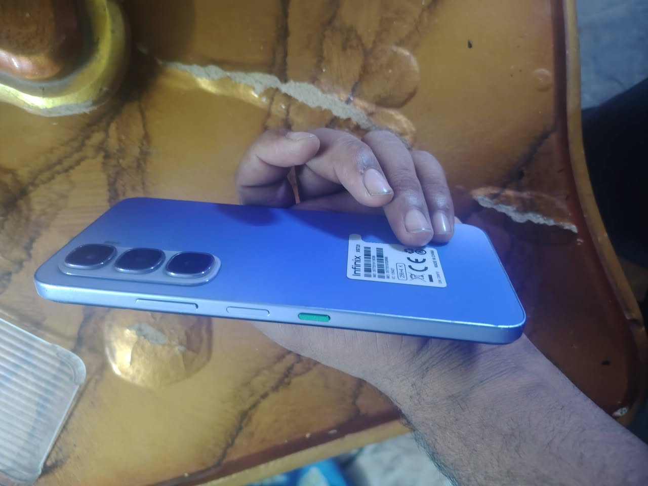 للبيع Infinix Hot 60i
رام 8 ذاكرة 256 

استخدام قليل 

اللون بنفسجي

السعر 200 مكاني بغداد الشعلة ***********

