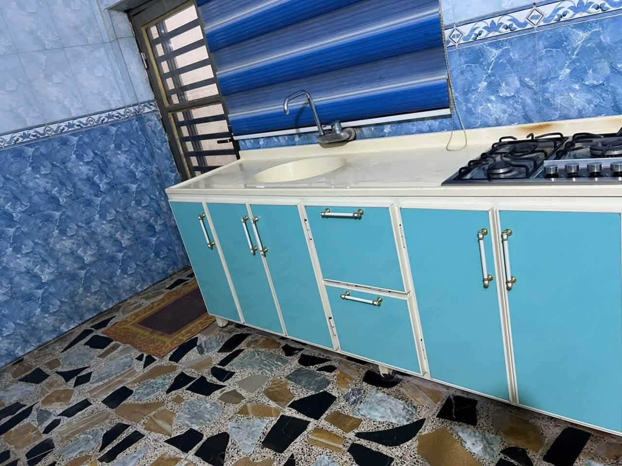 السلام عليكم اني مكلف بلنشر رقم صاحب الكاونتر  اسفل المنشور كاونتر مطبخ حديث للبيع
للاستفسار الاتصال علىٰ الرقم التالي 

***********
