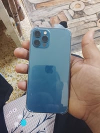 آيفون ١٢ برو • ٥١٢ • فيس ايدي شغال