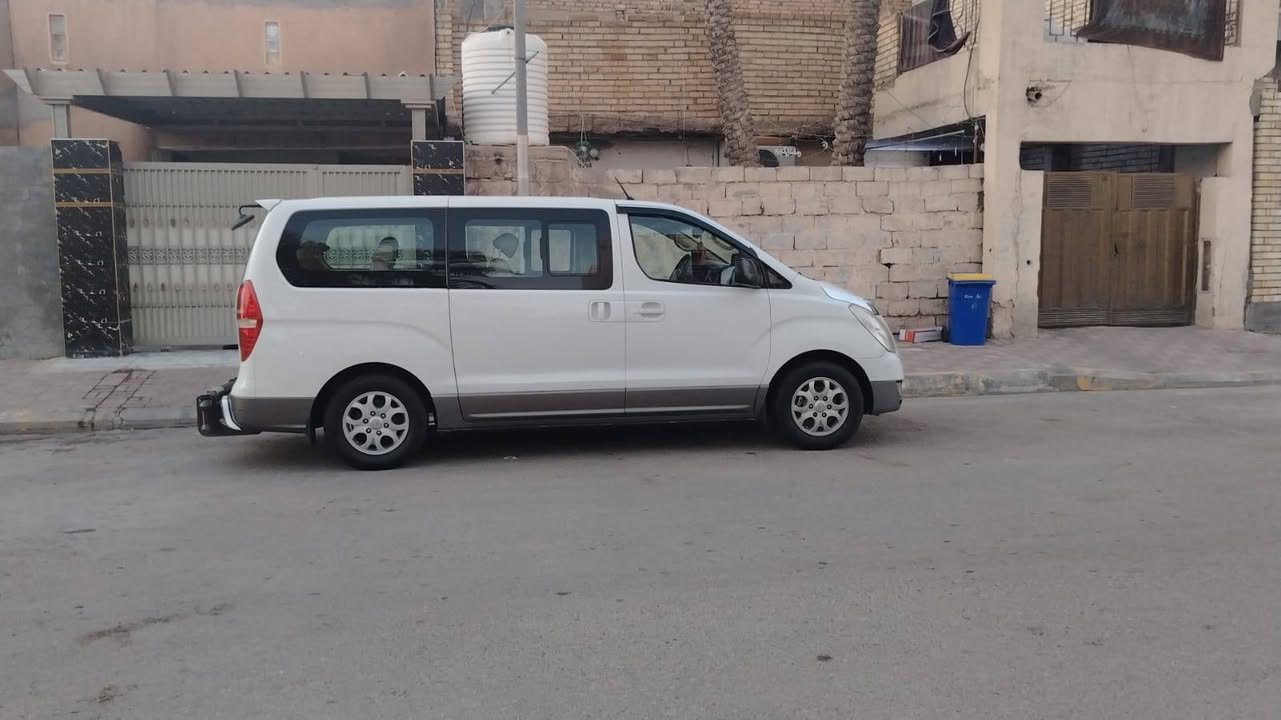 ستاركس ٢٠١١ مكفوله كفاله عامه وبلاديه من كلشي مصفره من كلشي وسنويه مجدده
١٧٠ وبيهه شويه مجال
***********
