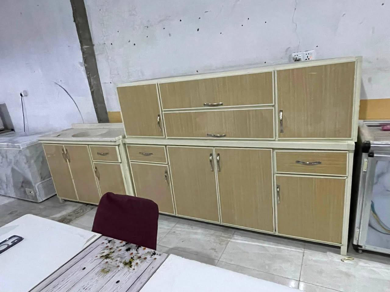 محل الشمال للأثاث المستخدم 
أسعار مناسبه العنوان مجاور دكتور حمدي الالوسي ***********
