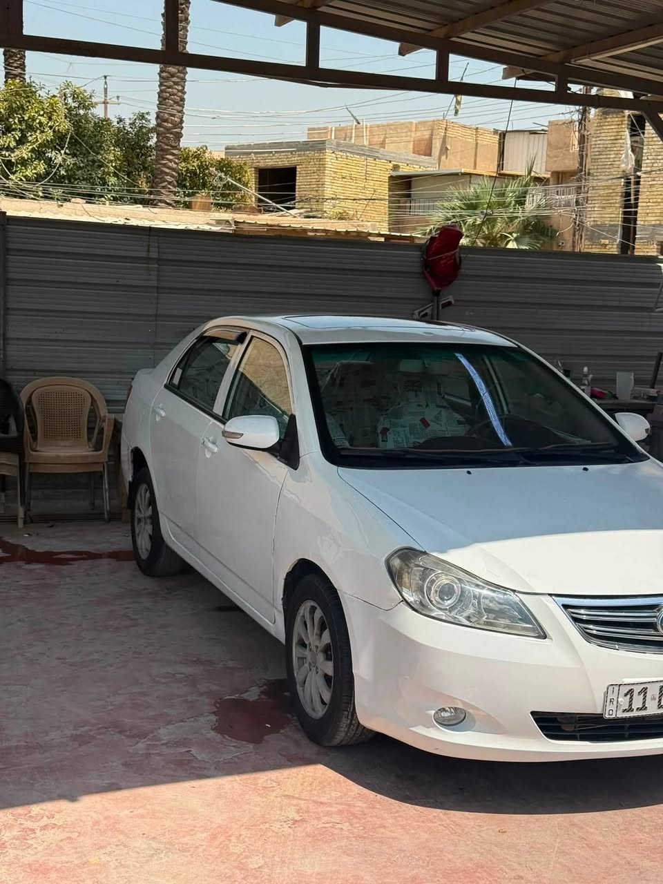 سلام  عليكم للبيع بي واي دي  جي اثري رقم بغداد انكليزي الجديد ٢٠١٣ سياره كامله وجاهزة مابيها اي نقص مكفوله بدون صبغ او ضربة او تبديل كير مكينه صدر أمامي خلفي كله تمام تخم تايربصمه تشغيل وأبواب وجنطه مكينه ١٨٠٠ كير أوتو داخل نظيف جداً كشنات جلد بلاد تحكم ستيرن فتحه كهرباء شاشه كامرا اشاير بلمري رسائل ترحيب حساس خلفي مكان السياره بغداد 
حي العامل قرب مسبح الرافدين موبايل ***********  
السعر 52$ وبيها مجال حك الجيه تحويل مباشر ثاني يوم
