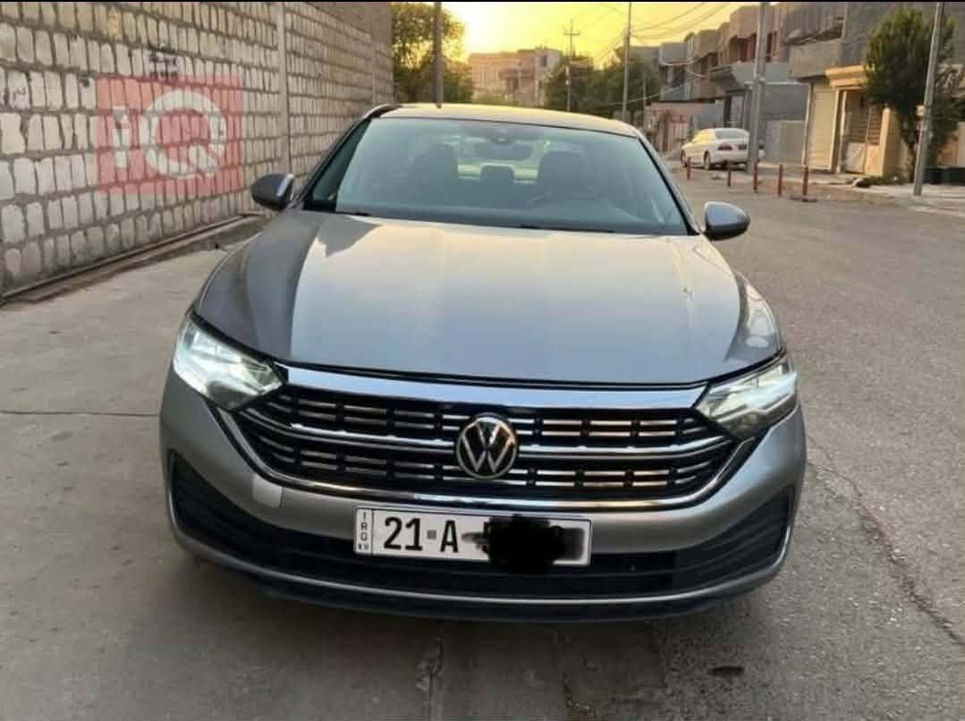 کوردی/عربي

جیتا 2022 se
فرۆشتن یان گۆڕینەوە

پانۆراما ، بەصمە ،ئۆتۆ ستارت ئۆتۆ ستۆپ
ڕادارو لێخوڕینی تێسڵا
ئۆتۆ ستۆپی پێشەوە لەکاتی پێویستدا
تەحدید سورعەی ئۆتۆماتیک واتە سەیارە بێتە بەردەمی خۆی خاوی ئەکاتەوەو خۆشی سەریع ئەبێتەوە،
ئاوێنە کارەبایی و هیتەرو فۆتۆ
کوشن جلد و کارەبایی و هیتەر
کامێرەو حاسەو شاشەی لەمس
تەحەکوماتی سوکان کامل
ئەپڵ کارپلەی  ئەندرۆید ئۆتۆ (apple car play،android auto)
لایت لید پێش و دوا
گێڕ ئۆتۆماتیک و عادی و سپۆڕت
تەبرید دووبەش
گێڕو مەکینە بەشەرت 
38 هەزار میل ڕۆشتووە
ڕوبعێک بۆنیت و چەمەلەغی پێشەوە بۆیاخە
*********** شوێن سلێمانی

جيتا ٢٠٢٢ se  
بیع او مراوس
پانوراما
بصمة 
اوتو ستوپ
اوتو ستارت 
 رادار وسیاقة تیسلا 
 مرايا كهربائیة وهیتر و فوتو، یعني یقلل ضوء سیارة اللي وراك
كشن جلد وهیتر وكهربائي
 رادار 360درجة
بریك طواريء امامي
كامرةوشاشة لمس وحساس خلفیة
تحدید سرعە، تحكمات ستیرن كاملة
شاشە و کار بلەی (apple car play،android auto)
گیچ الکترونی
(مكینة وكیر ما مفتوحة بشرط ماشي 38 الف میل)
سنویة باسمي جدیدة لحد 2029
(دهن المكینة ودهن الكیر واطارات جدیدة، سرفس كامل)
لایت زینۆن و لید نهاري
گیر اوتو +عادي+سبورت
تبرید قسمین
الصبغ ربع البونیت وجاملغ
مكاني سلیمانیة
*********** واتسب و فایبر السليمانية, العراق
