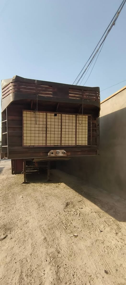 سلام عليكم سكانيه البيع موديل 1996 مكينه صفر  سنكل سحال عضلات10 وشاصي صفر 10 لاتنقيص ولا تبخير عرب أنه شاصي 16 تنكير واحد 14   التفاصيل *********** المكان بغداد المشتل

