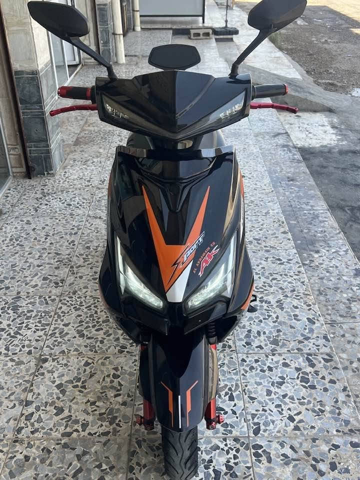 البيع موطور سكنس لاخوين ابو اطّير كله شغال على فحص الون مميز موطور فول نظافه درجه الأولى بي نظام بك دبل شاره موديل٢٥  كله على فحص 6بطاريات على فحص شرط فول سعر 575بي مجال مكان الرمادي التأميم لاتصال على رقم هاتف ***********
