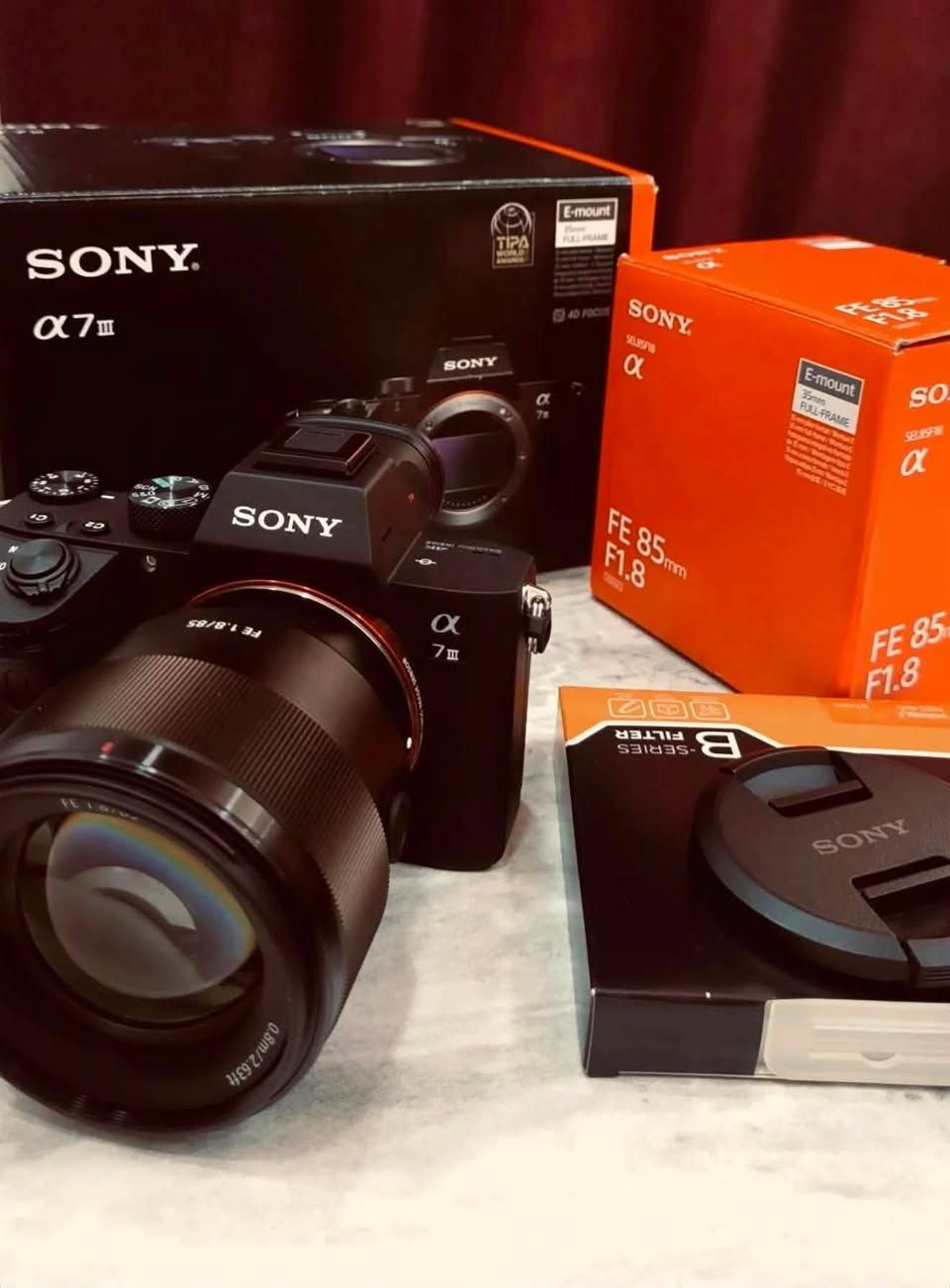 كامره صوني a7iii الكامره ميعبر شترهه 50 صوره ومصور بيهه فقط 3 ريلزات  بيهه فقط بيت الرام واحد عاطل والثاني يشتغل طبيعي وعدسه 85 سوني فتحه 1.8 ورونين rs4 العنوان مدينه الصدر ***********
