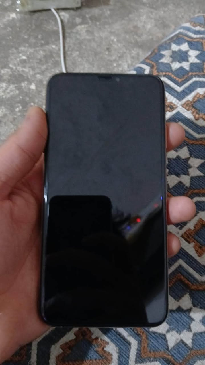 يالله بيع مستعجل اكس اس ماكس ٢٥٦بطاريته ٨٠اصل ما مرفوعه ولا مصلحه ولا مبدل الجهاز بس الفيس ايدي ميشتغل ب180ناصريه مركز واتساب ***********خاص
