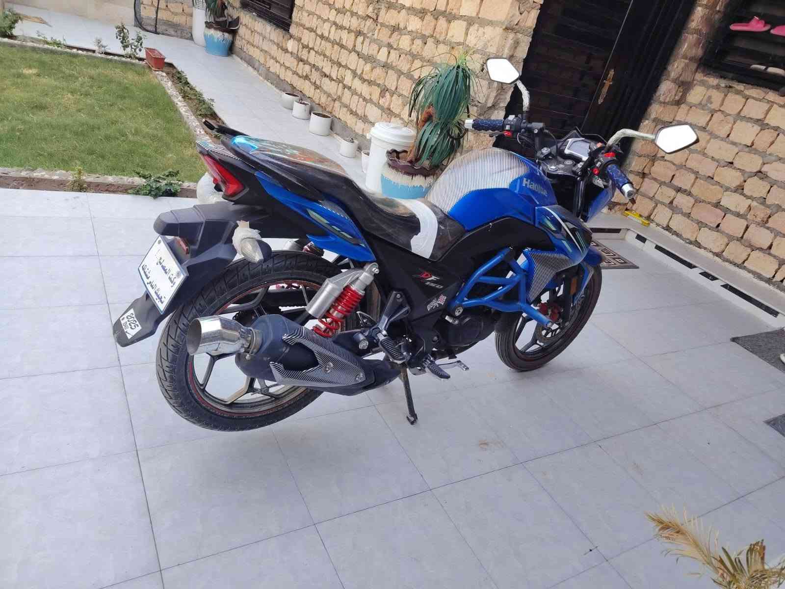 دراجه هوجي دي إف موديل22 مسجل وكامل كفاله عامه السعر 18 وبي مجال بصيط مكاني الرمادي7 كيلو مكلف بل نشر اتصل علا الرقم ***********
